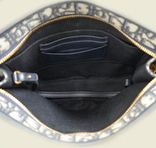 Christian Dior Navy Blue 30 Montaigne Dea Pouch