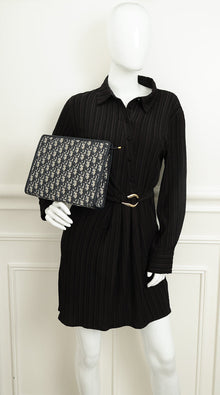 Christian Dior Navy Oblique 30 Montaigne Dea Pouch