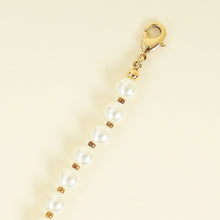Christian Dior White 30 Montaigne Choker Necklace