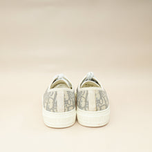 Christian Dior Grey Oblique Walk'N'Dior Sneaker 38