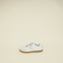Fendi Off White Flight Low Top Sneakers 39