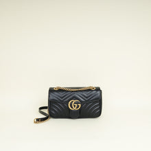 Gucci Black GG Marmont Medium Shoulder Bag