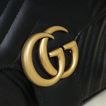 Gucci Black GG Marmont Medium Shoulder Bag