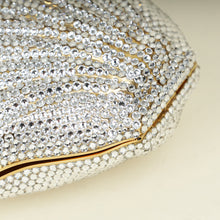 Gucci Gold Seashell Chain Clutch Bag