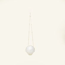Gucci Gold Seashell Chain Clutch Bag