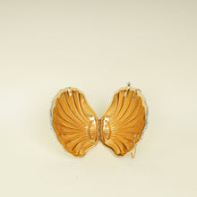 Gucci Gold Seashell Chain Clutch Bag