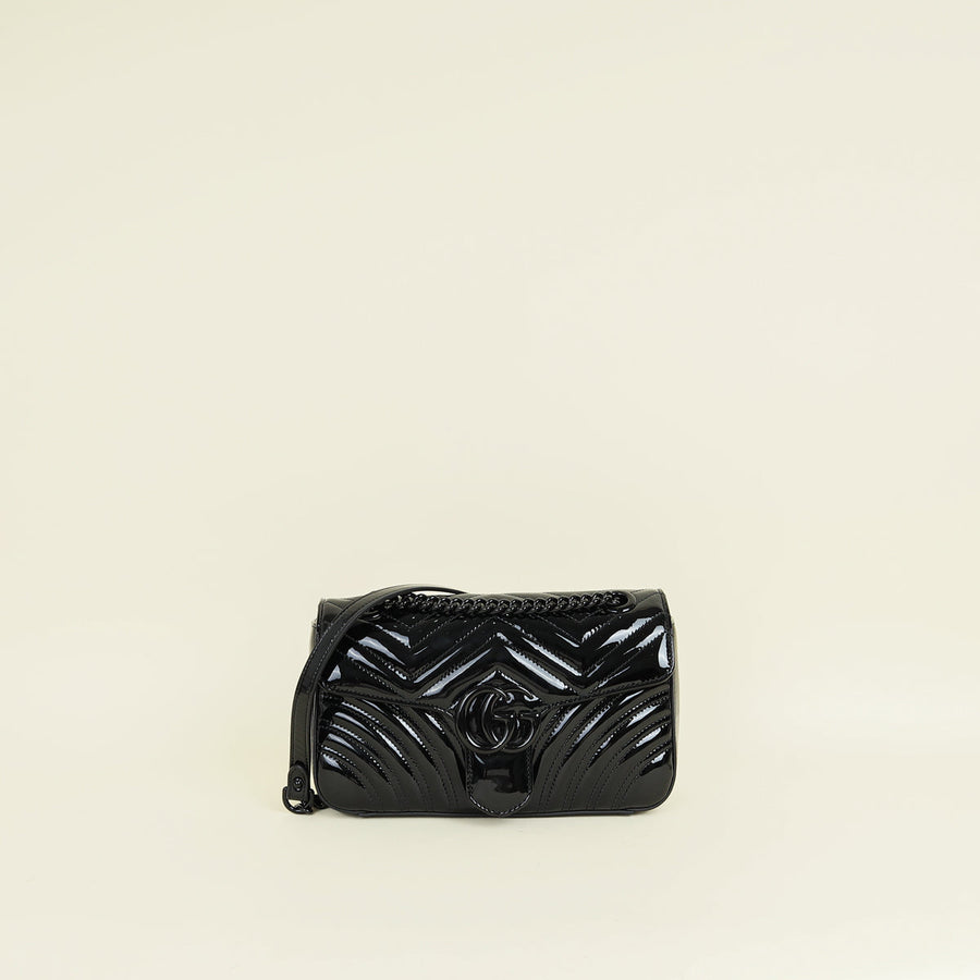 Gucci Black GG Marmont Medium Shoulder Bag