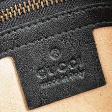 Gucci Black GG Marmont Medium Shoulder Bag