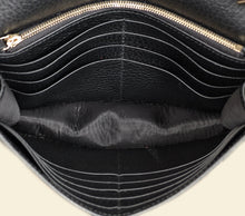 Gucci Black Interlocking G Wallet on Chain