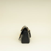 Gucci Black GG Marmont Medium Shoulder Bag