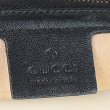 Gucci Black GG Marmont Matelasse Medium Shoulder Bag