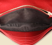 Gucci Red Interlocking G Wallet on Chain