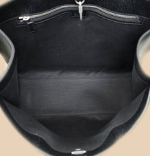 Gucci Black Jumbo GG Tote Bag