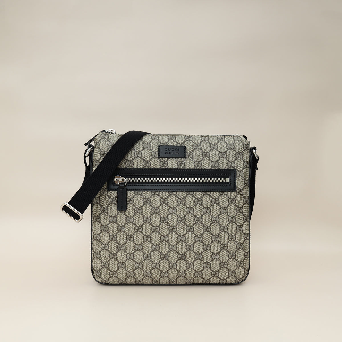 Gucci Bicolor GG Supreme Messenger Medium Bag
