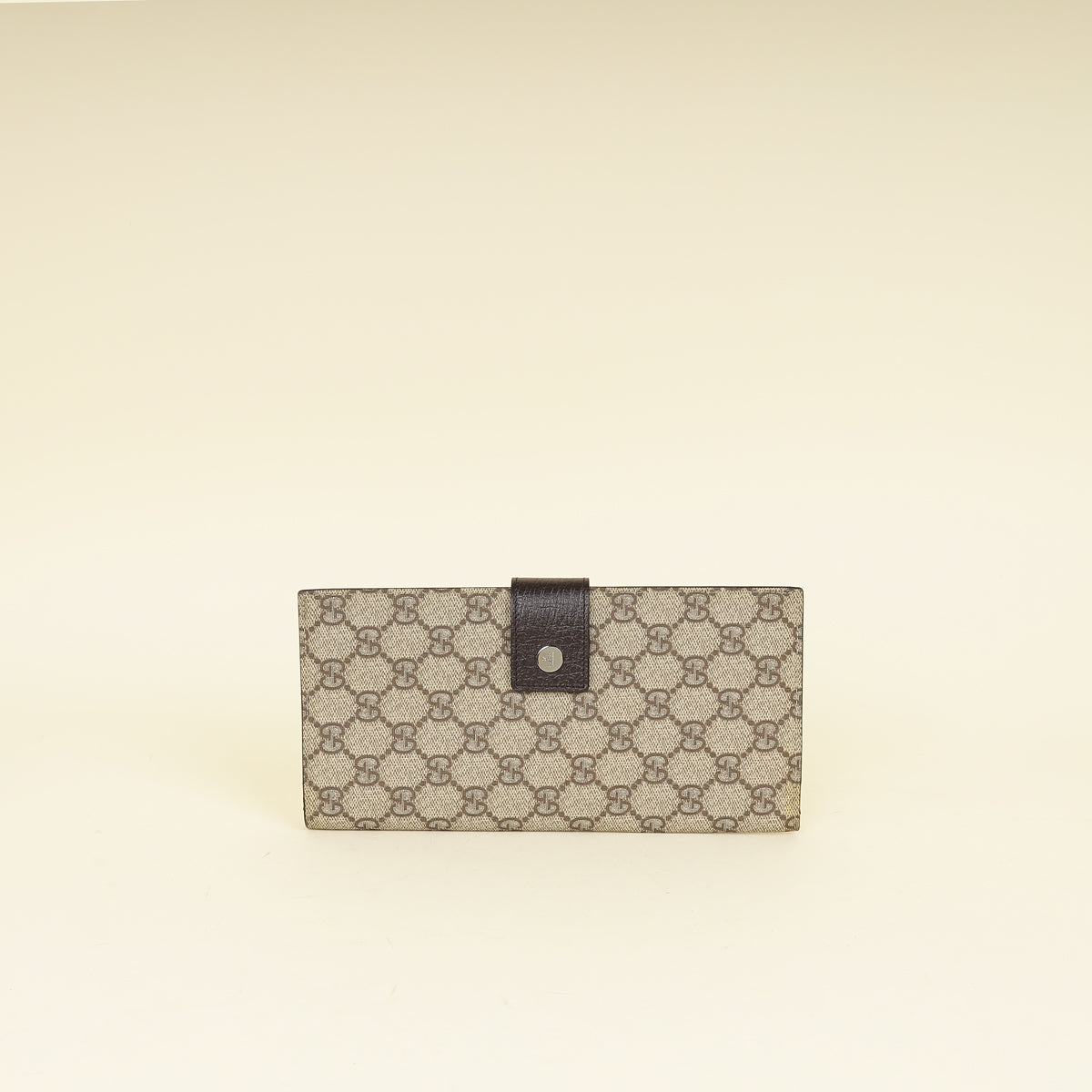 Gucci Ebony GG Supreme Travel Wallet