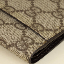 Gucci Ebony GG Supreme Travel Wallet