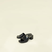 Gucci Black Logo Rubber Slide Sandal 38