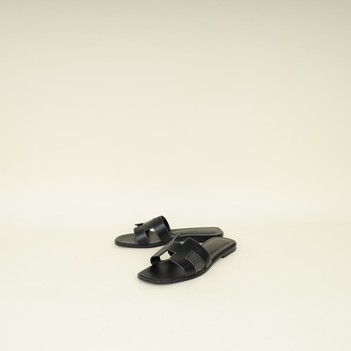 Hermes Noir Oran Sandal 35