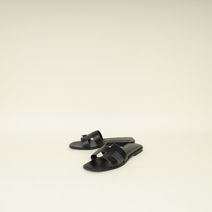 Hermes Noir Oran Sandal 35