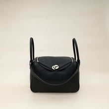 Hermes Noir Lindy 26 Bag