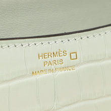 Hermes Gris Neve Matte Alligator Constance III Mini 18 Mississippiensis Bag