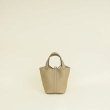 Hermes Beige Marfa Picotin Lock 18 Bag