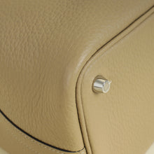 Hermes Beige Marfa Picotin Lock 18 Bag