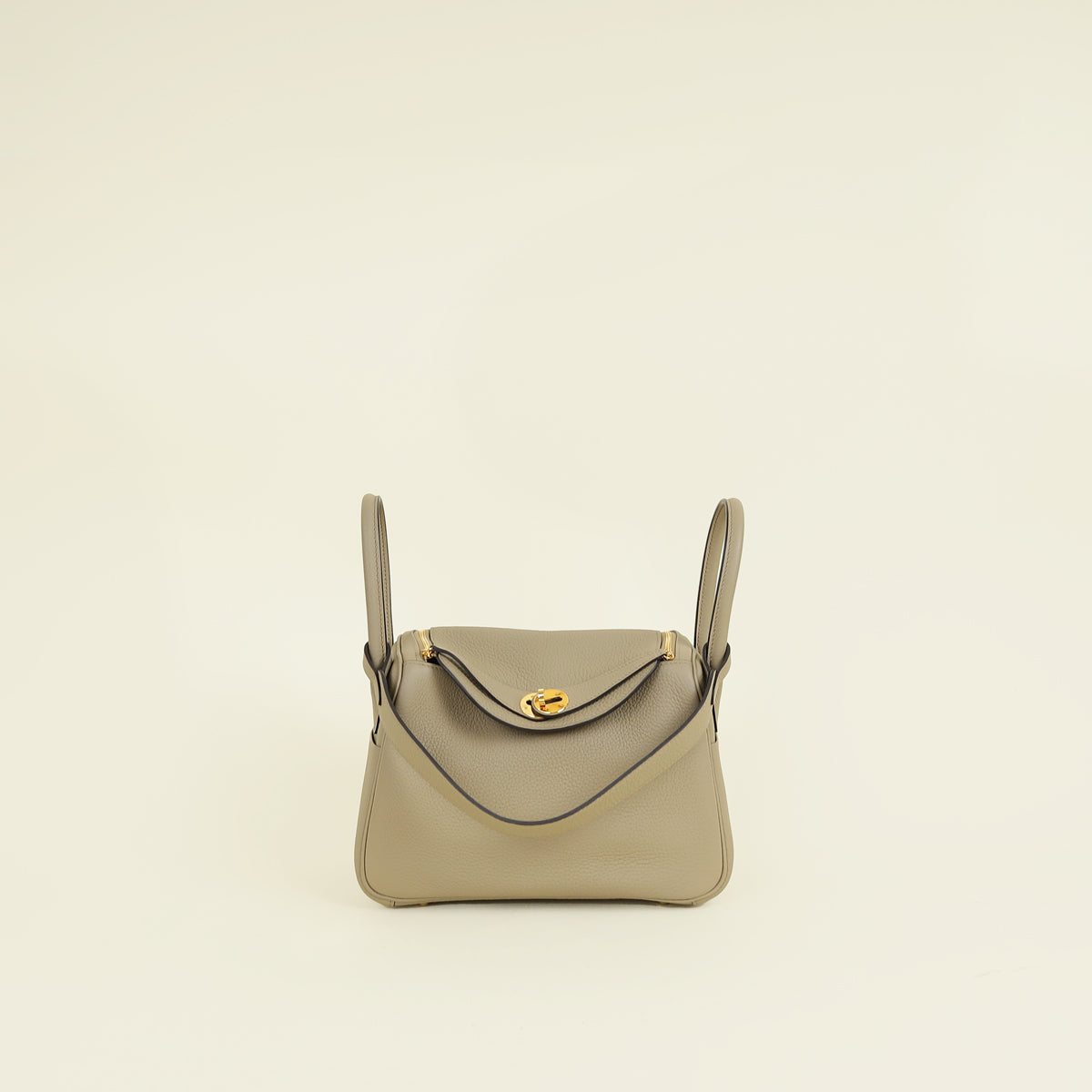 Hermes Beige Marfa Lindy 26 Bag