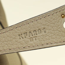 Hermes Beige Marfa Lindy 26 Bag
