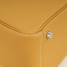 Hermes Naturel Sable Lindy 26 Bag