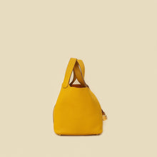 Hermes Jaune Ambre Picotin Lock 18 Bag