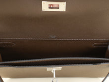 Hermes Ecorce Kelly Depeches 25 Pouch
