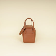 Hermes Gold Lindy 26 Bag