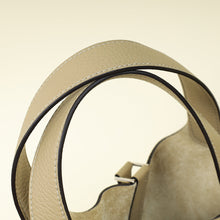 Hermes Beige Marfa Picotin Lock 18 Bag