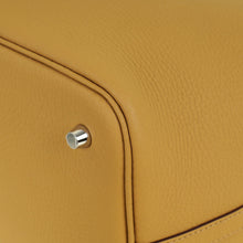 Hermes Biscuit Picotin Lock 22 Bag