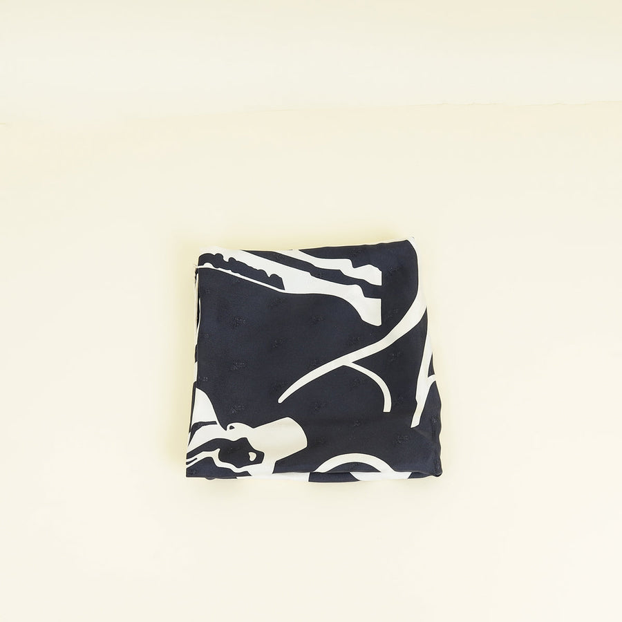 Hermes Bicolor Tout en Carre Silk Scarf 90