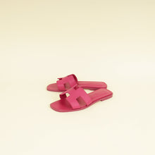 Hermes Rose Bougainvillier Oran Sandal 35