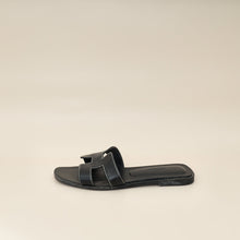Hermes Noir Oran Sandal 36.5