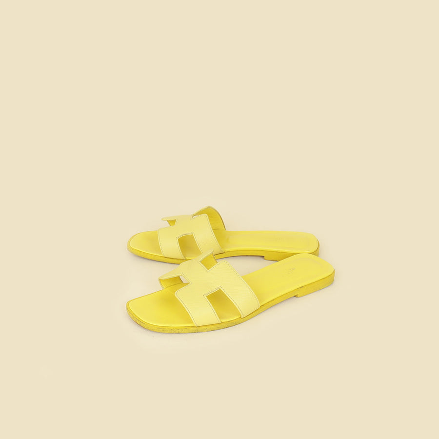 Hermes Lime Oran Sandals 37