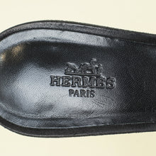 Hermes Noir Oasis Sandals 37