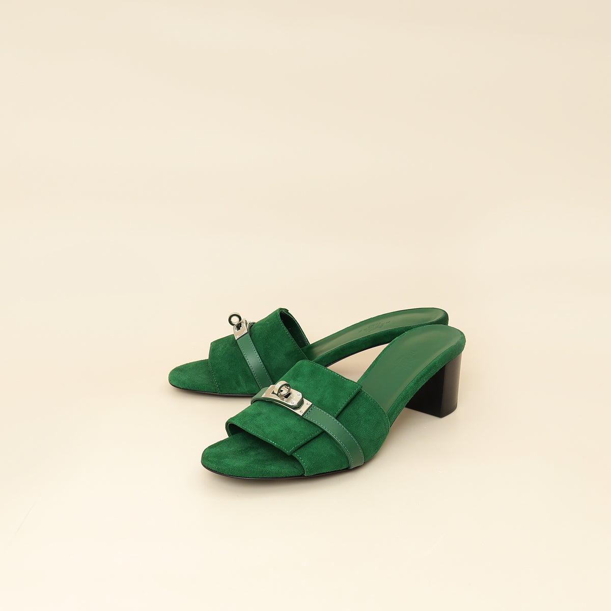 Hermes Vert Electrique Gigi 50 Sandals 39