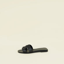 Hermes Noir Oran Sandal 38.5