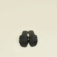 Hermes Noir Oran Sandal 38.5