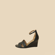 Hermes Noir Legend Sandal 39