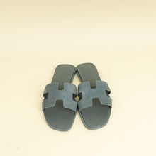 Hermes Gris Antarctique Suede Goatskin Oran Sandal 38
