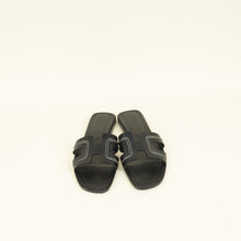 Hermes Noir Oran Stitched Detail Sandal 40