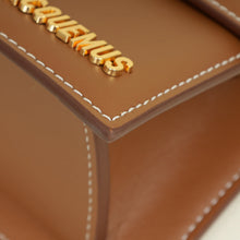 Jacquemus Tan Le Chiquito Moyen Bag