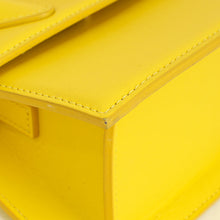 Jacquemus Yellow The Medium Chiquito Bag