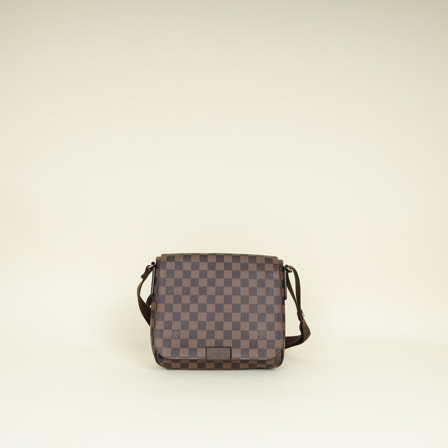 Louis Vuitton Damier Ebene District Messenger PM Bag