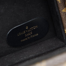 Louis Vuitton Conquêtes Monogram Flower Ring 53